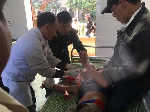 Nghệ An: Mâu thuẫn với vợ, nam thanh niên ăn lá ngón tự tử